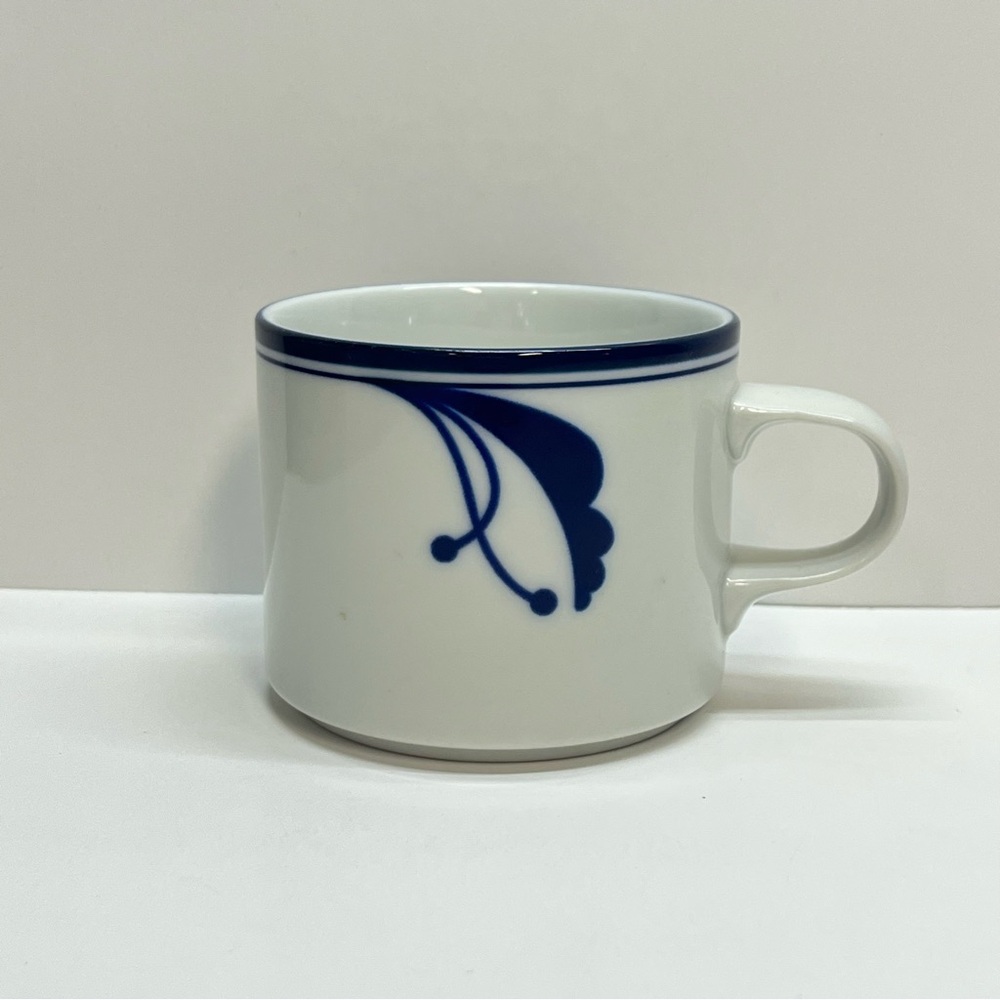 Dansk Flora Bayberry Coffee‎ Mug White Blue Floral Stoneware Japan Vintage BL